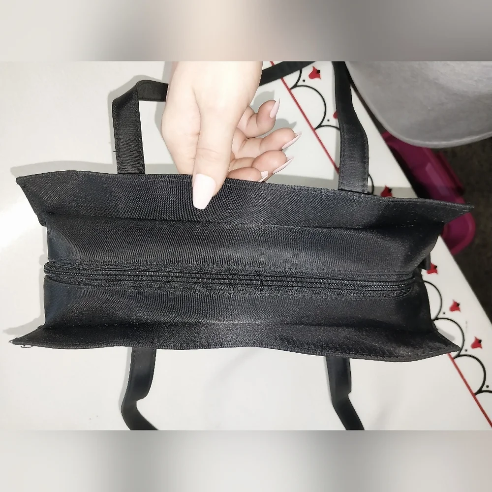 Kenneth Cole Reaction Black Tote Bag - Picture 6 of 7